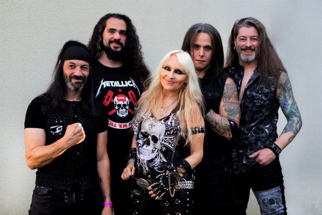 Bild Band Doro